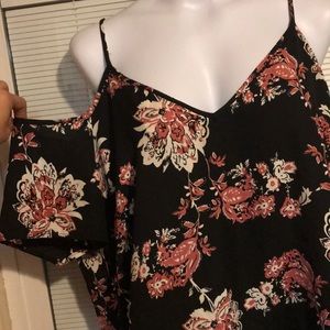 Charlotte Russe 2x cold shoulder top